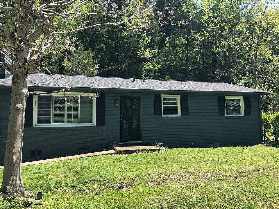 2nd image of 1028 Willowbrook Rd