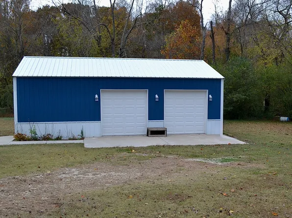 1441 Flatwood Rd, New Johnsonville, TN 37134