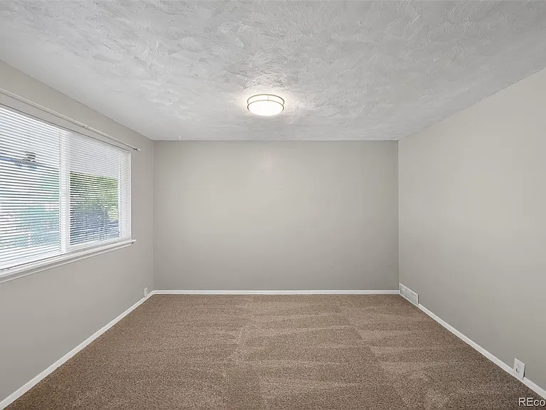 26 Newland Ct — Photo 11