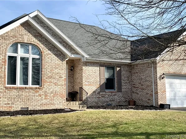 1934 Wolf Trails Drive, Madison, IN 47250