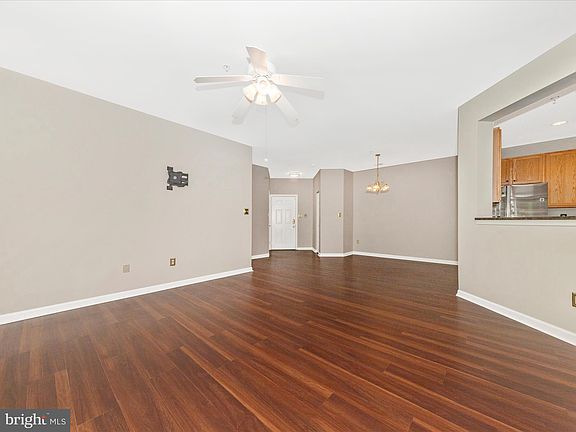 4th image of 6230 Glen Valley Ter #4B