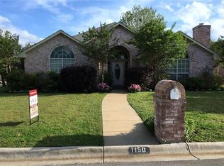 1150 Oakhurst St, Denton, TX 76210