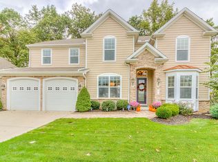 38754 Melgrove Ln, Avon, OH 44011