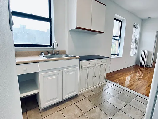 Rented by Compass | media 2