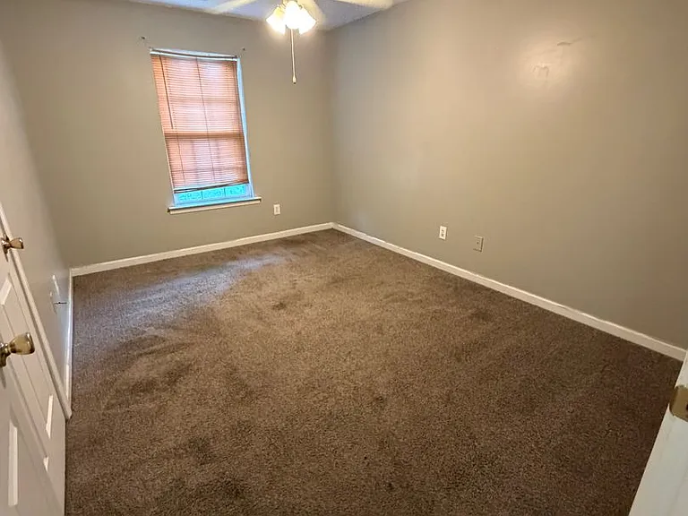 10-12 Jessie Head Dr NW — Photo 13