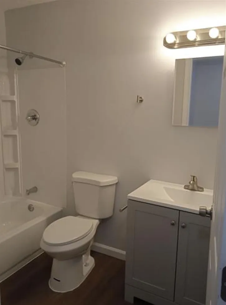 1 bed, 640 sqft, $799 — Photo 3