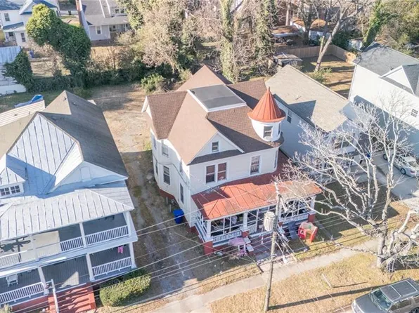 209 Cedar St, Suffolk, VA 23434