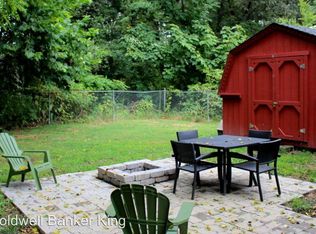 515 9th Ave E, Hendersonville, NC 28792