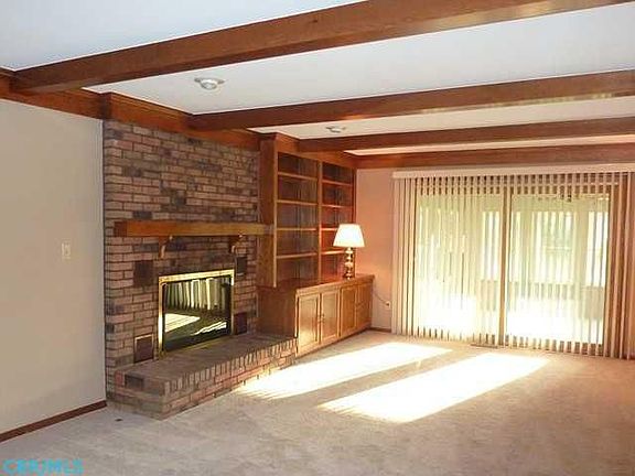 5th image of 723 Parkedge Dr