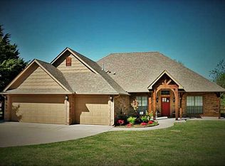 215 Prairie Run, Edmond, OK 73034