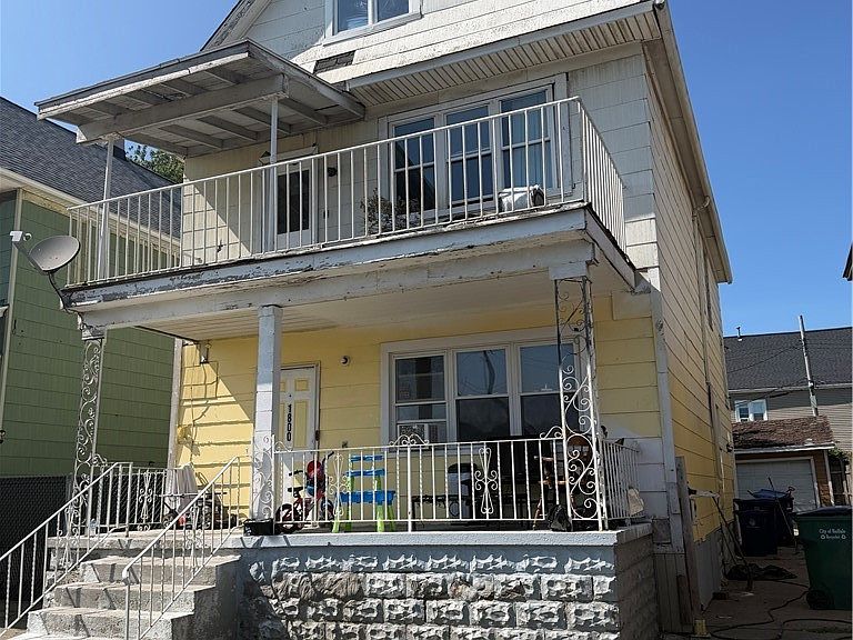 Listing photo 3