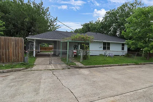 1606 W Humble St Photo 1