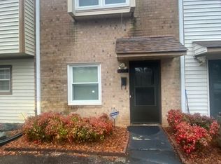 2779 Reynolds Park Rd, Winston Salem, NC 27107