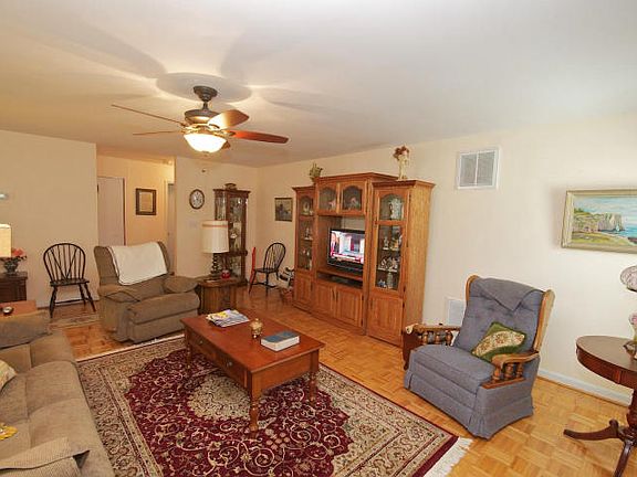 4th image of 112 Willow Ln