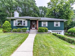 39 Stonybrook Rd, Rockaway, NJ 07866