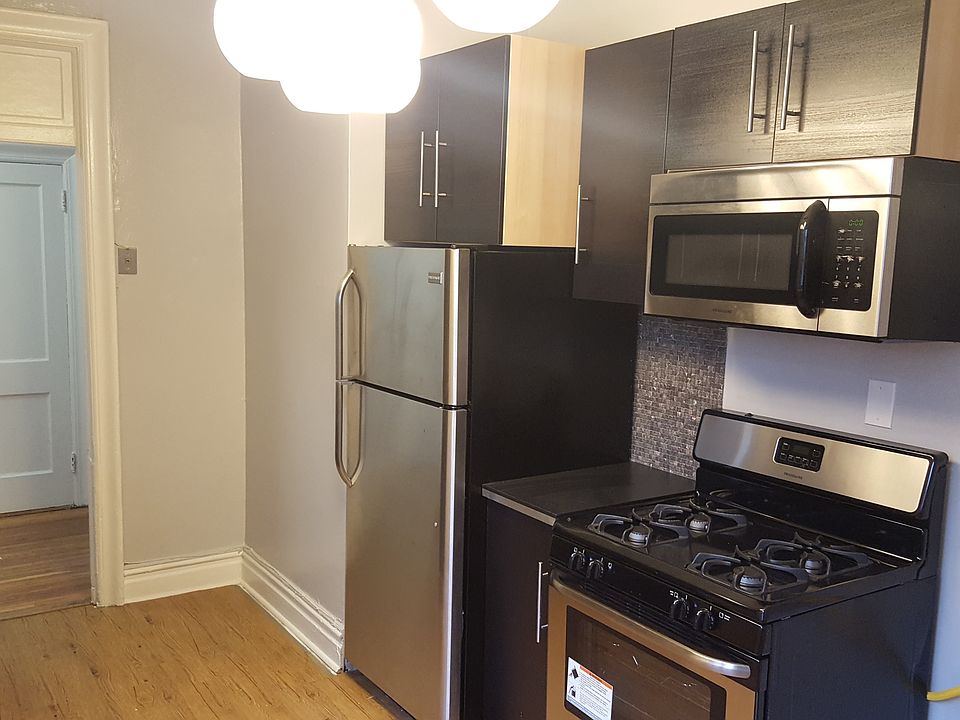 1st image of 111 61st St APT 11