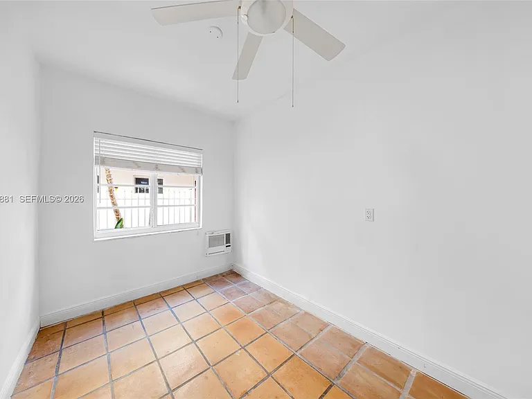 844 Jefferson Ave #2 — Photo 13