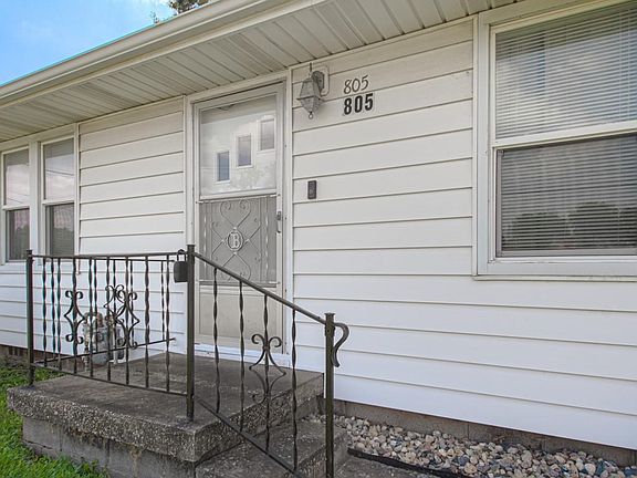 2nd image of 805 NE 72nd St