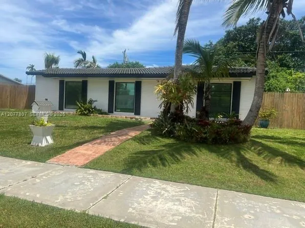 15821 SW 102nd Ct, Miami, FL 33157