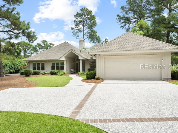 9 Wild Holly Ct, Hilton Head Island, SC 29926