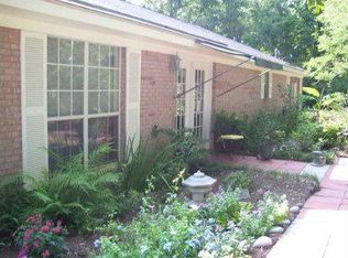 6738 Belwood Dr W, Coden, AL 36582