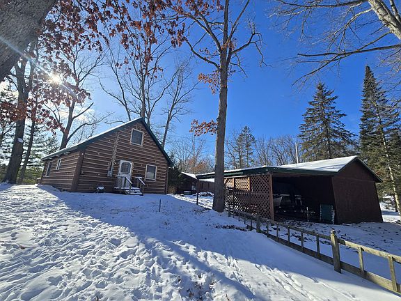 2nd image of 2972 Lakehill Dr