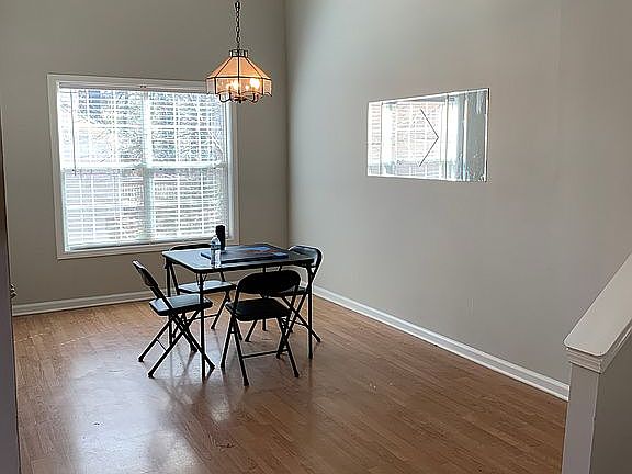Vaulted Dining room !