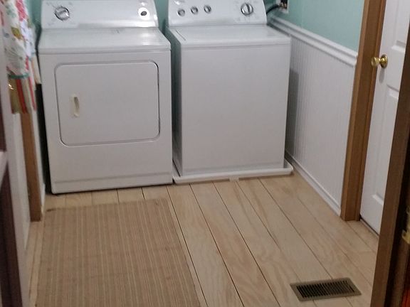 Laundry room/mud room