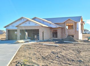 5207 Beaver Creek Pl, Bismarck, ND 58504