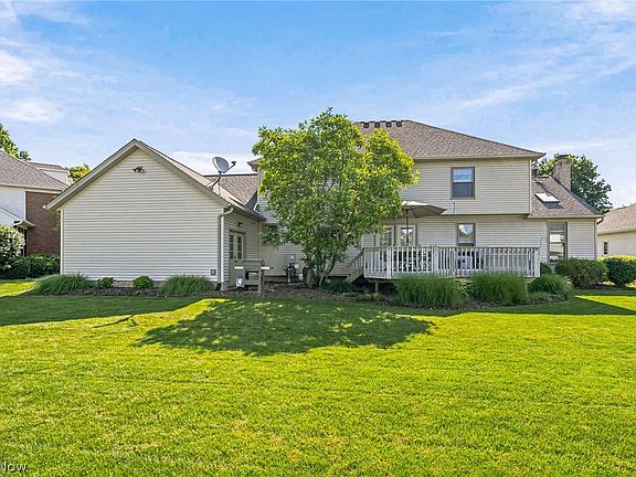 2nd image of 5905 Shetland Cir NE