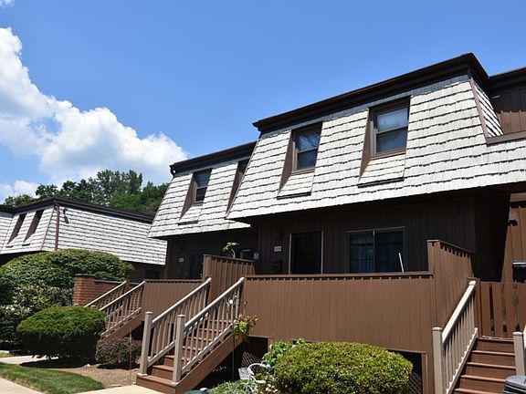3rd image of 31A Heritage Dr