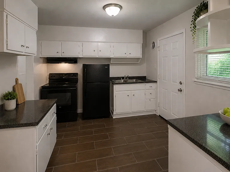 2136 Pamela Dr — Photo 6