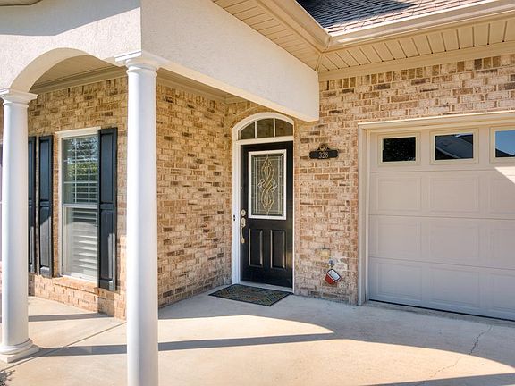 4th image of 328 Norfolk Dr