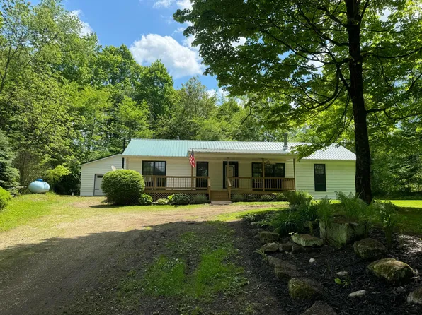 321 Pine St, Brinkhaven, OH 43006