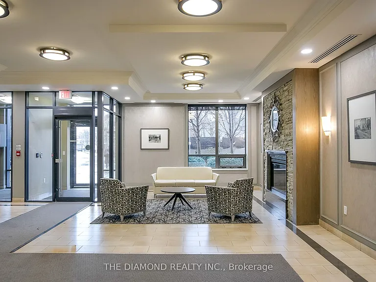 61 Heintzman St #1501 — Photo 3