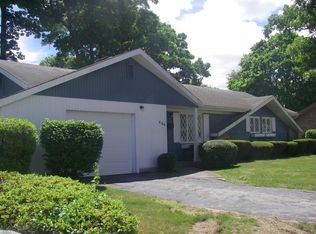 406 Elm St, Somerset, MA 02726