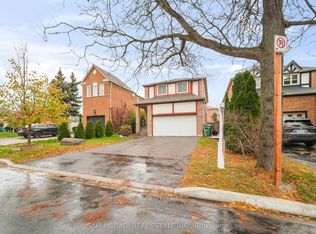 2988 Gulfstream Way, Mississauga, ON L5N6J8