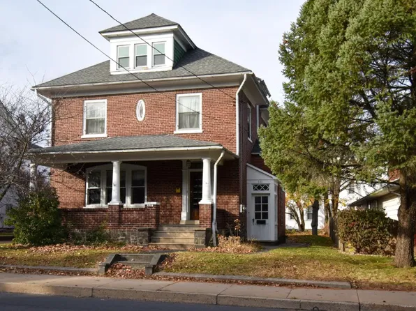 329 E Broad St, Quakertown, PA 18951