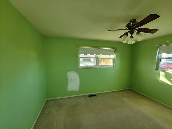 3rd image of 8512 Valcour Ave