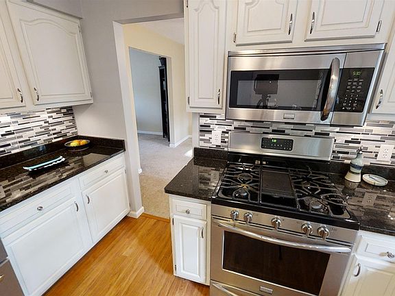 4th image of 535 Acland Blvd