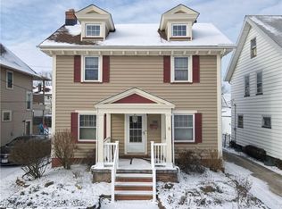4310 W 48th St, Cleveland, OH