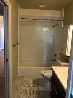 428 Alvarado St #B — Photo 9