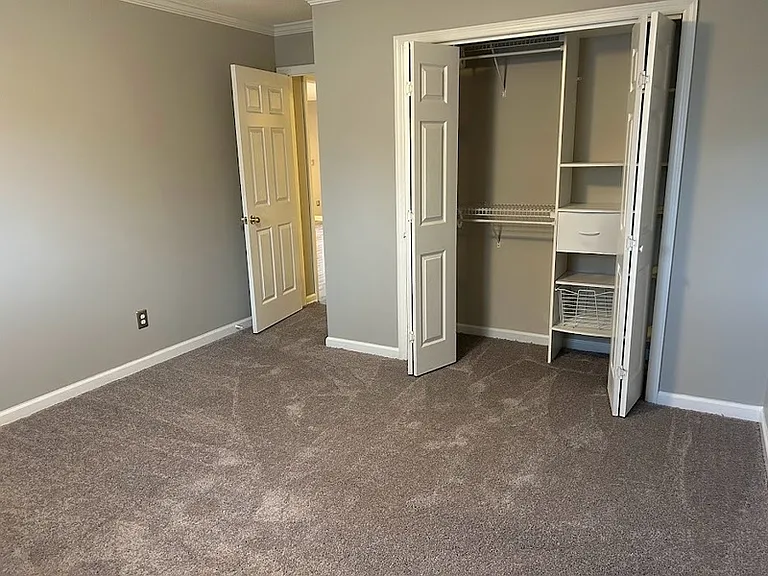 113 Centennial Dr — Photo 24