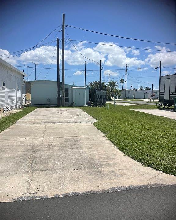 1st image of 9 TENNESSEE STREET