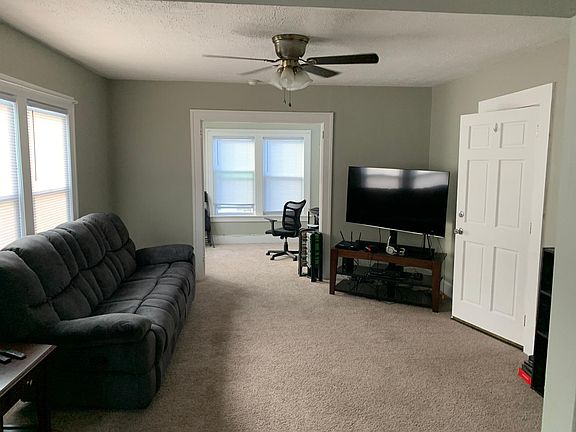3rd image of 22 Utica Ave #2
