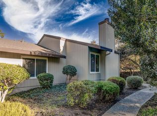 1202 Heather Ln, Pacific Grove, CA 93950