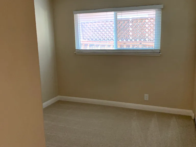 2088 Quito Rd — Photo 9