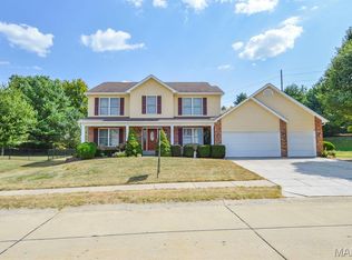 3567 Sky Hawk Dr, Shiloh, IL 62221