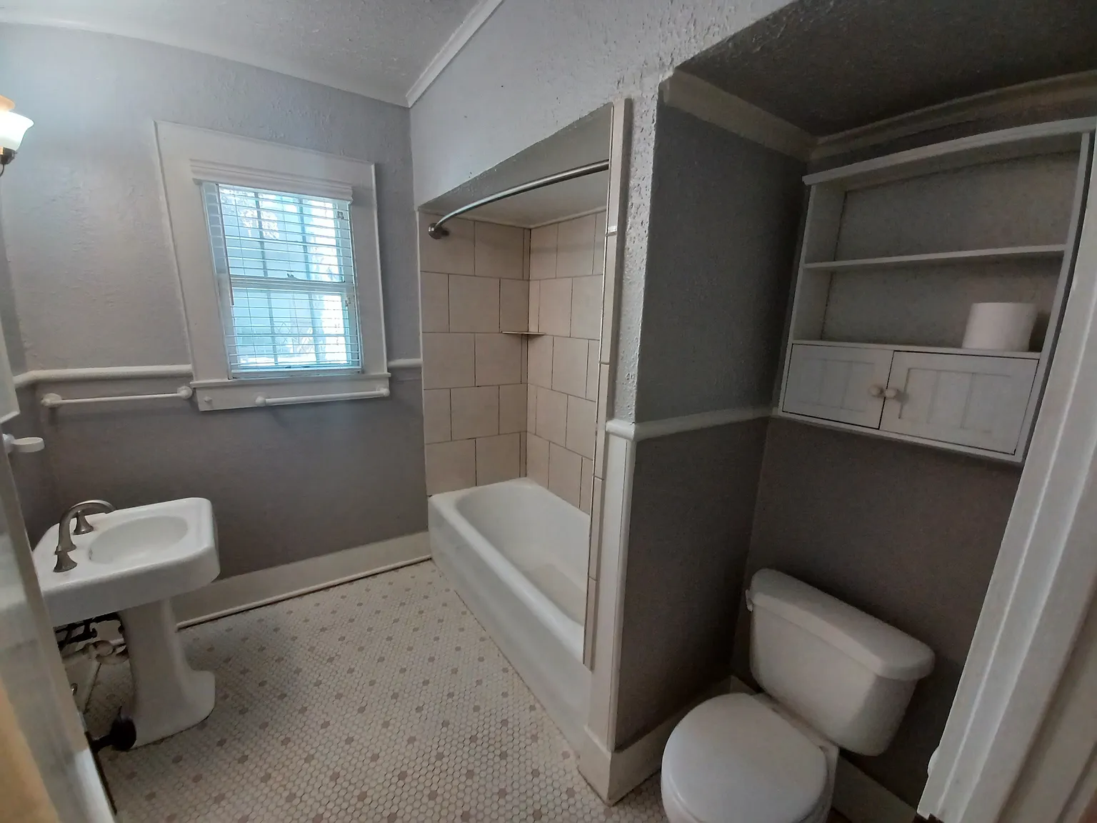 214 Funston Place — Photo 2