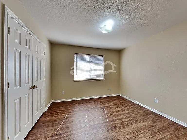 5401 Pecan Creek Cir — Photo 18